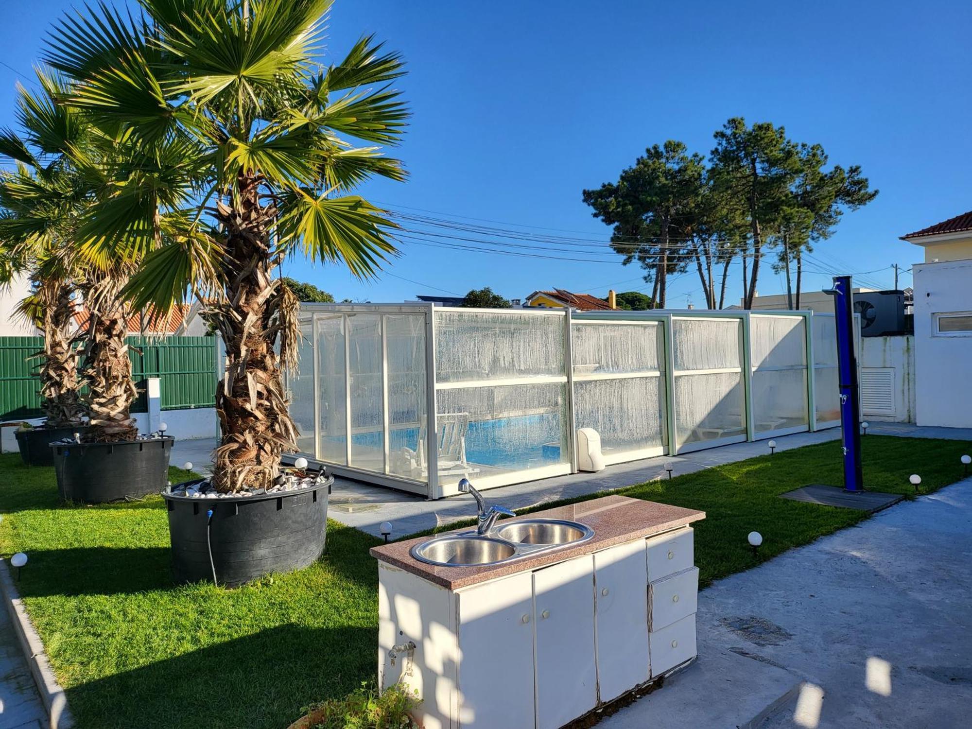 Aroeira Tropical Villa - Omega Charneca  Εξωτερικό φωτογραφία
