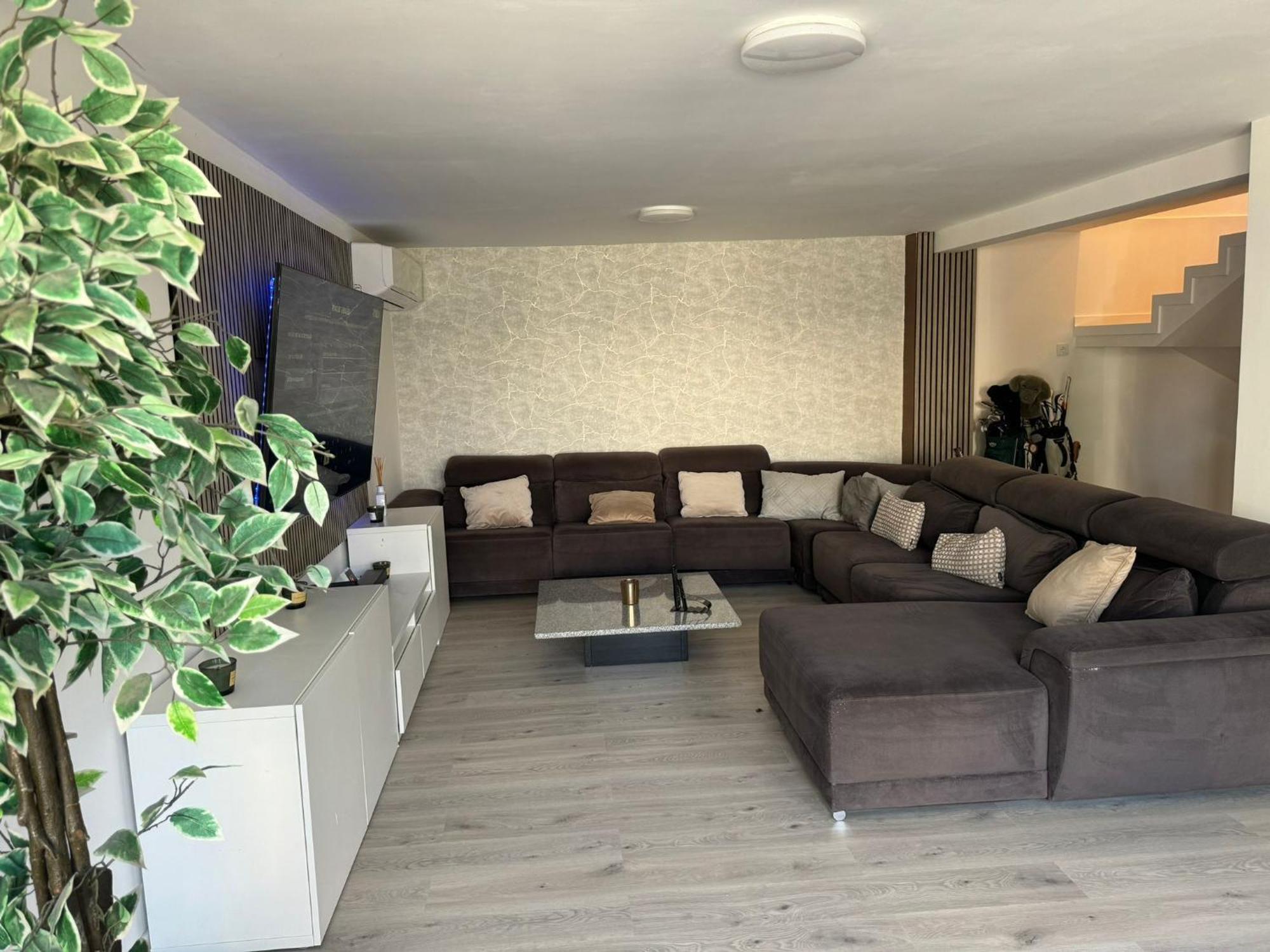 Aroeira Tropical Villa - Omega Charneca  Εξωτερικό φωτογραφία